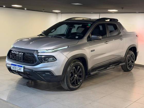 FIAT TORO 2.0 16V TURBO DIESEL ULTRA 4WD AT9 FIAT TORO 2.0 16V TURBO DIESEL ULTRA 4WD AT9